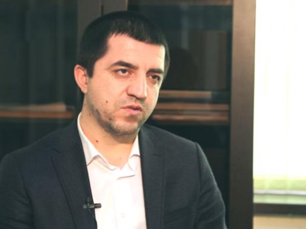 Интервью с заместителем директора медицинского колледжа Мухаммадом-хаджи Дибировым Интервью с заместителем директора медицинского колледжа Мухаммадом-хаджи Дибировым