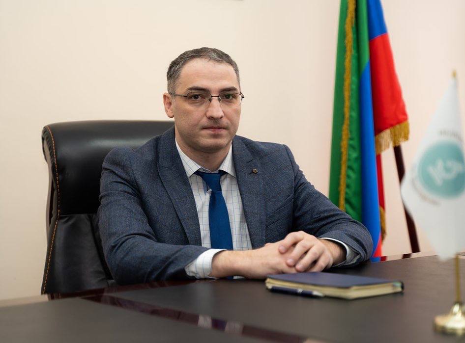 День Рождение - директора Руслана Гусейновича.