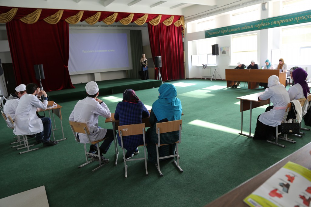 Второй этап конкурса по жизнеописанию Пророка Мухаммада (да благословит его Аллах и да приветствует) прошел в Медицинском колледже имени Башларова Второй этап конкурса по жизнеописанию Пророка Мухаммада (да благословит его Аллах и да приветствует) прошел в Медицинском колледже имени Башларова