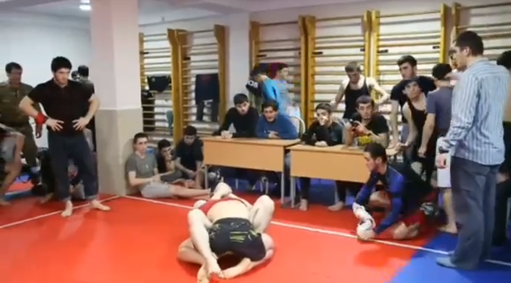 В МК им. Башларова состоялся турнир по грэпплингу