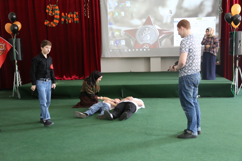 7 мая 2016 года в колледже прошло торжественное мероприятие, посвященное 71-ой годовщине Дня Победы в Великой Отечественной войне 7 мая 2016 года в колледже прошло торжественное мероприятие, посвященное 71-ой годовщине Дня Победы в Великой Отечественной войне