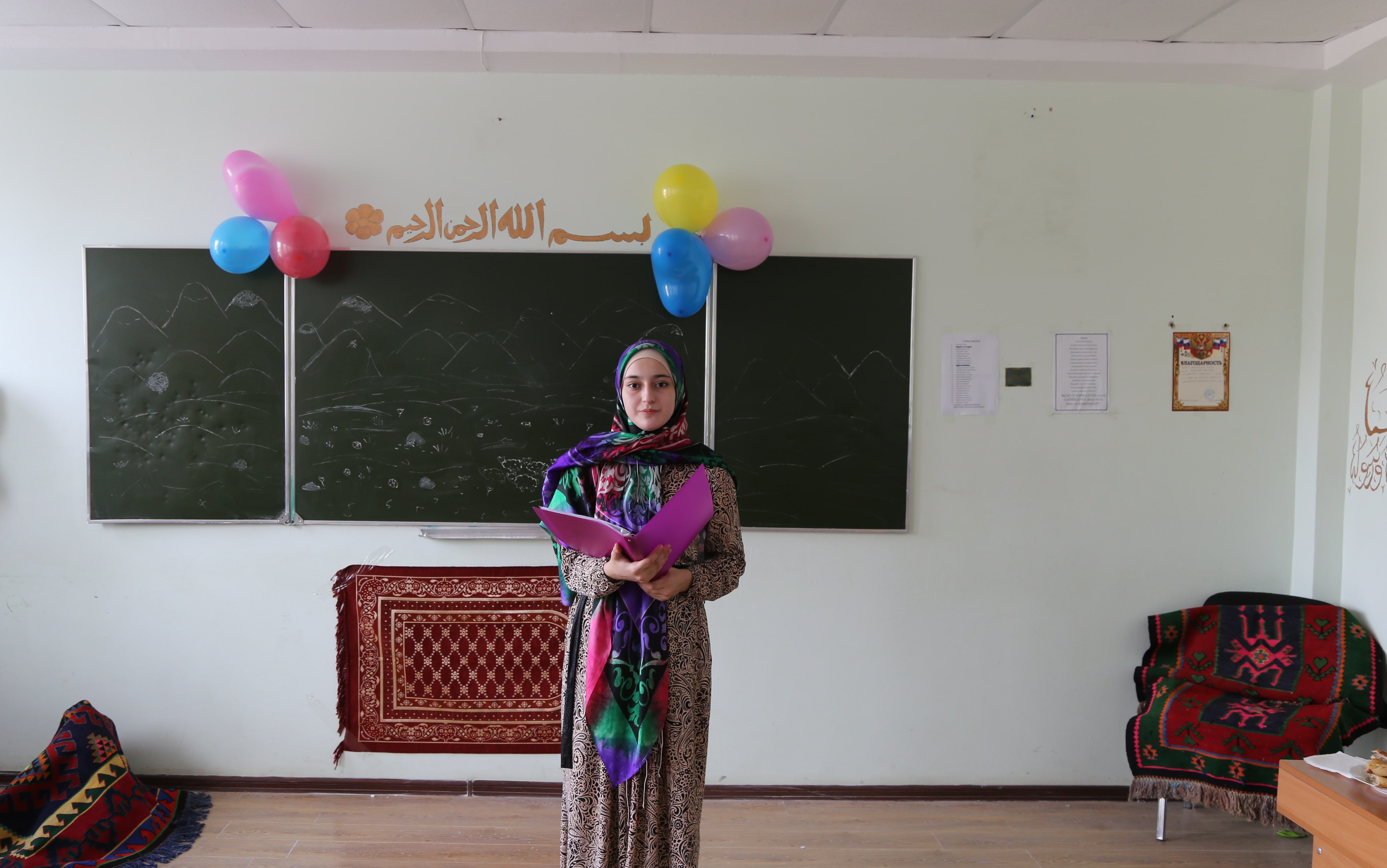 Студенты первого курса, медицинского колледжа имени Башларова, провели открытый урок на тему «Единство народов – богатства Дагестана» Студенты первого курса, медицинского колледжа имени Башларова, провели открытый урок на тему «Единство народов – богатства Дагестана»