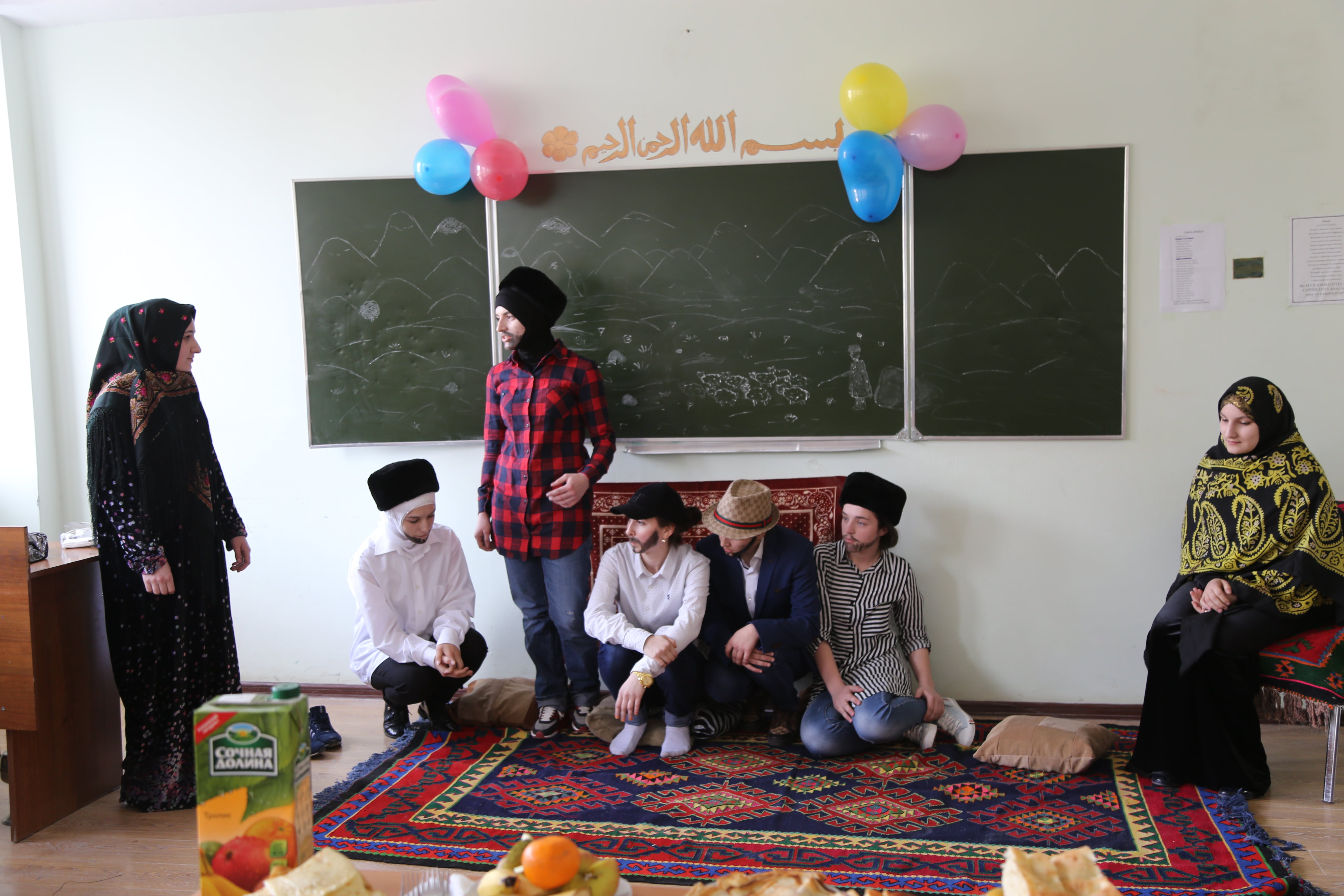 Студенты первого курса, медицинского колледжа имени Башларова, провели открытый урок на тему «Единство народов – богатства Дагестана» Студенты первого курса, медицинского колледжа имени Башларова, провели открытый урок на тему «Единство народов – богатства Дагестана»