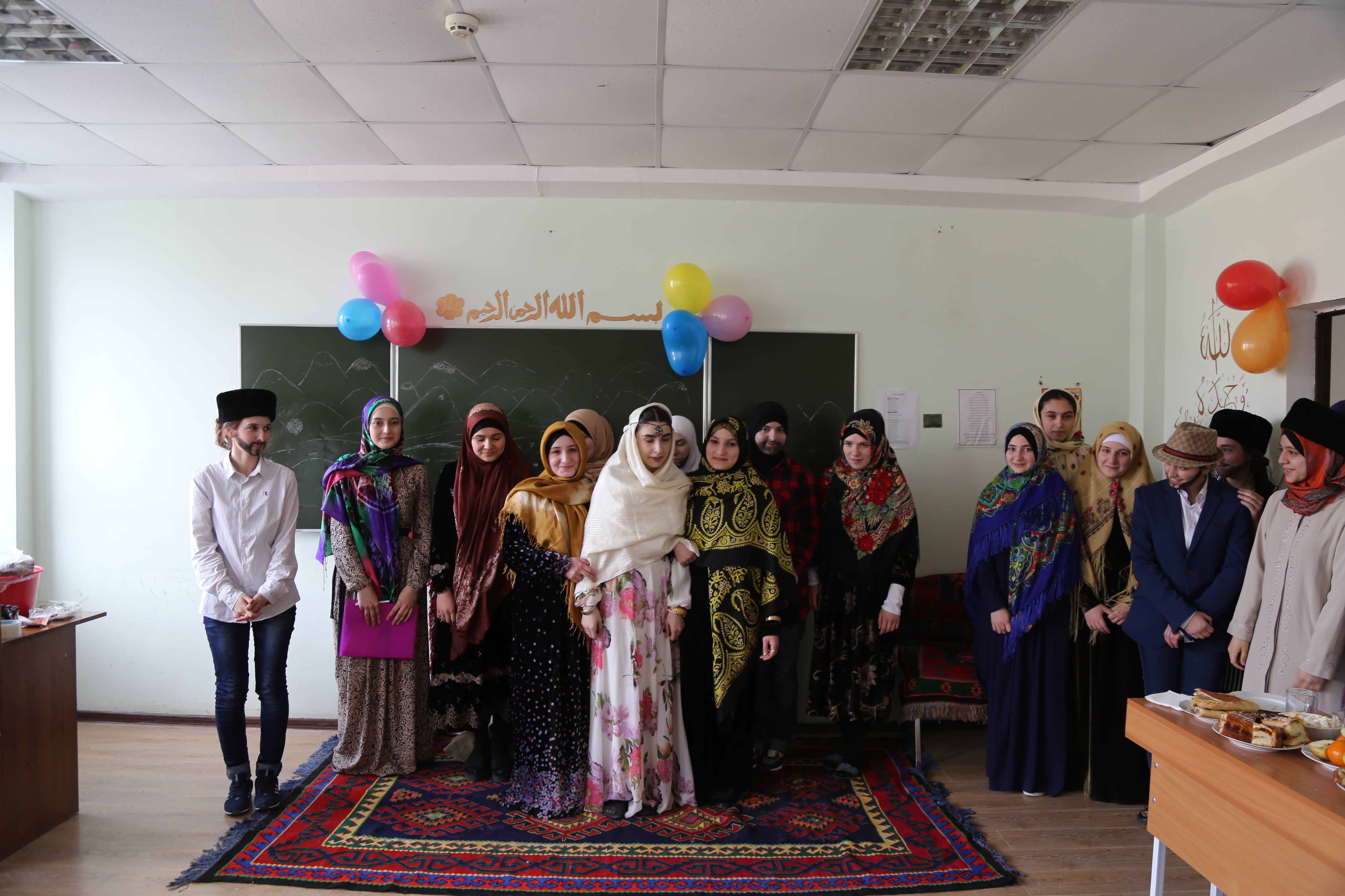 Студенты первого курса, медицинского колледжа имени Башларова, провели открытый урок на тему «Единство народов – богатства Дагестана» Студенты первого курса, медицинского колледжа имени Башларова, провели открытый урок на тему «Единство народов – богатства Дагестана»