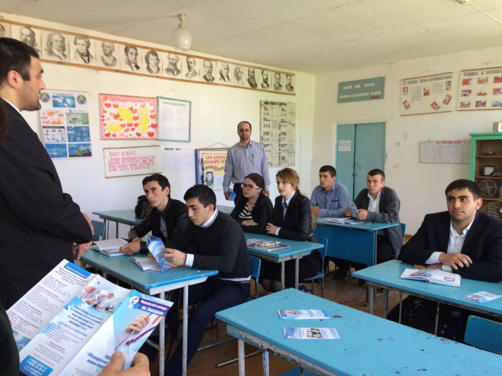 Руководство Медицинского колледжа имени Башларова уделяет большое внимание профориентационной работе как в Махачкале так и за ее пределами Руководство Медицинского колледжа имени Башларова уделяет большое внимание профориентационной работе как в Махачкале так и за ее пределами