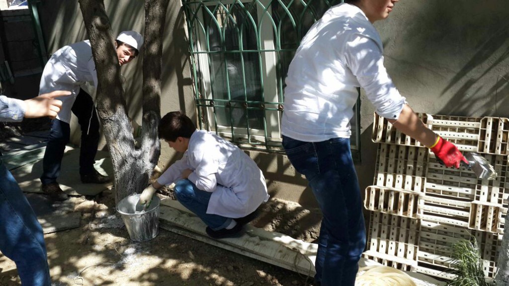 Работники и студенты Медицинского колледжа имени Башларова приняли участие в общероссийском субботнике Работники и студенты Медицинского колледжа имени Башларова приняли участие в общероссийском субботнике