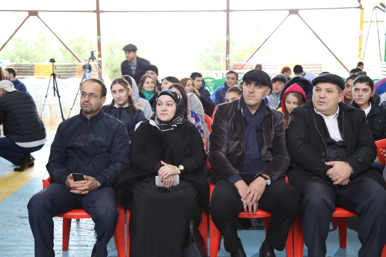 В городе Избербаш состоялась торжественная церемония открытия Первого детского этнофестиваля "АЗБУКА ДРУЖБЫ".