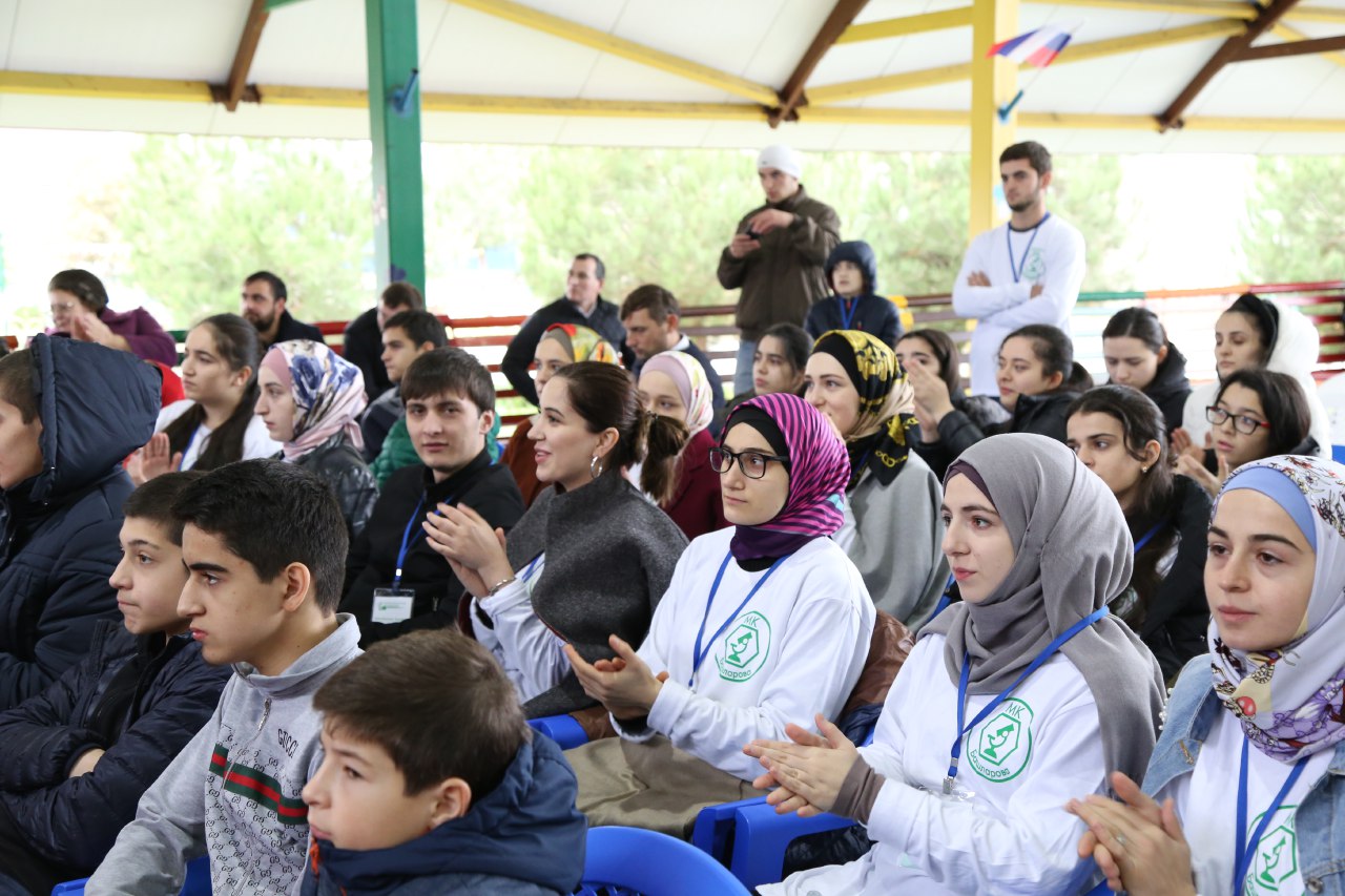 В городе Избербаш состоялась торжественная церемония открытия Первого детского этнофестиваля "АЗБУКА ДРУЖБЫ".