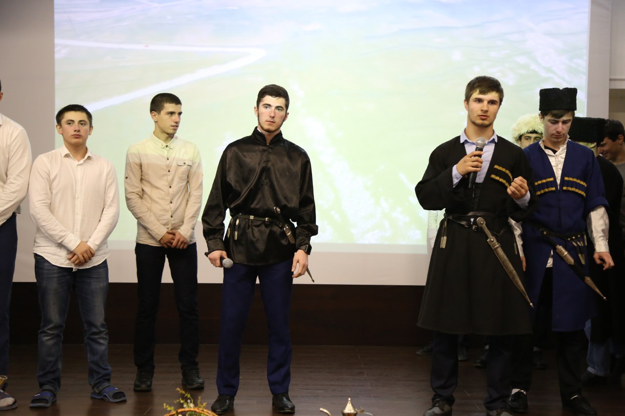 В МК им. Башларова прошло мероприятие в честь 220 –летия Имама Шамиля