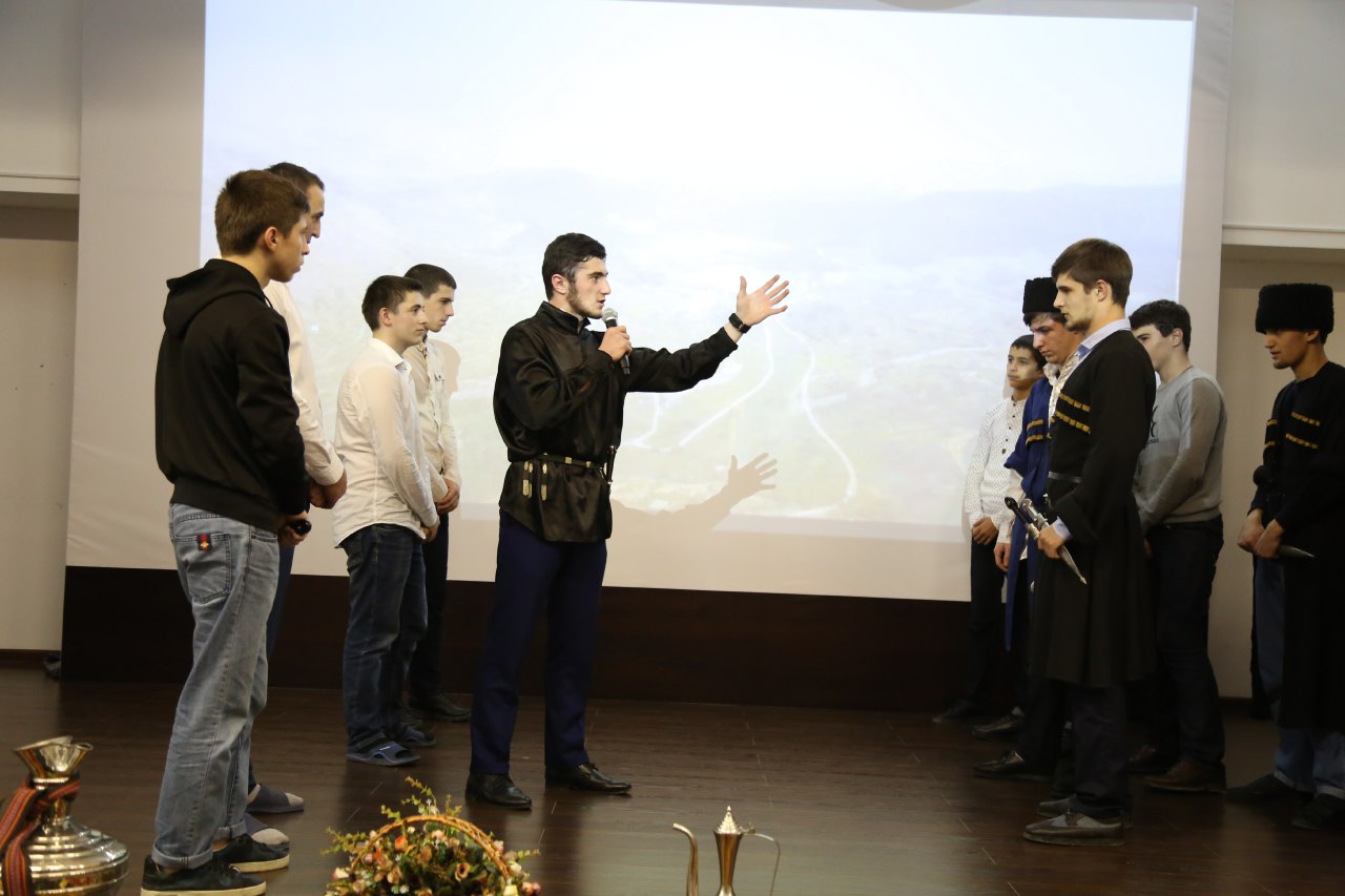 В МК им. Башларова прошло мероприятие в честь 220 –летия Имама Шамиля