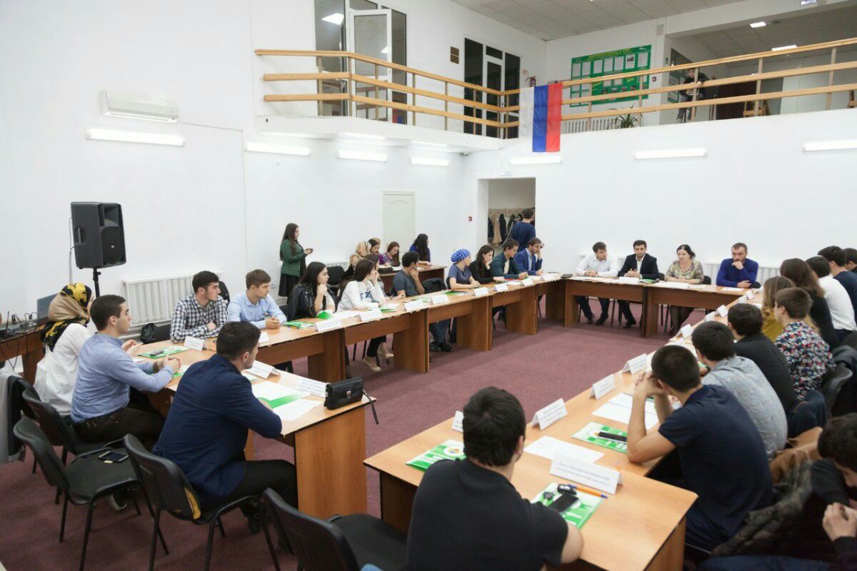 Совещание в Комитете по спорту, туризму и делам молодежи 