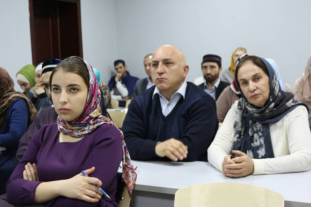 Преподаватели МКиБ на лекции в ДГИ