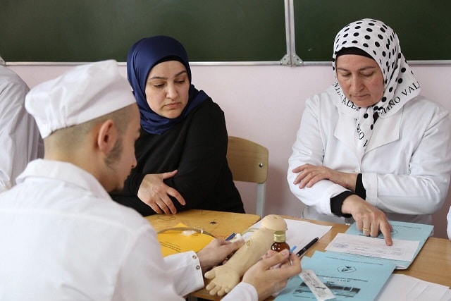 У учащихся выпускного курса началась защита преддипломной практики