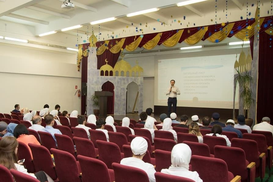 В МК им. Башларова прошел тренинг по основам проектного мышления для студентов колледжа.