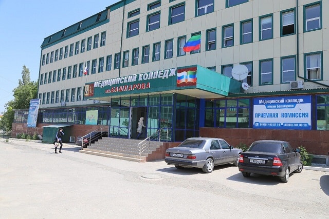 Приемная комиссия открывает свои двери