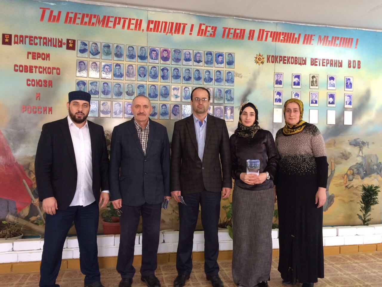 Хасавюртовские школы встречают администрацию колледжа имени Башларова