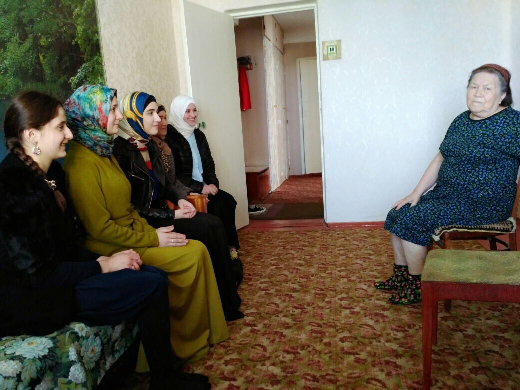 Студенты посетили ветеран ВОВ