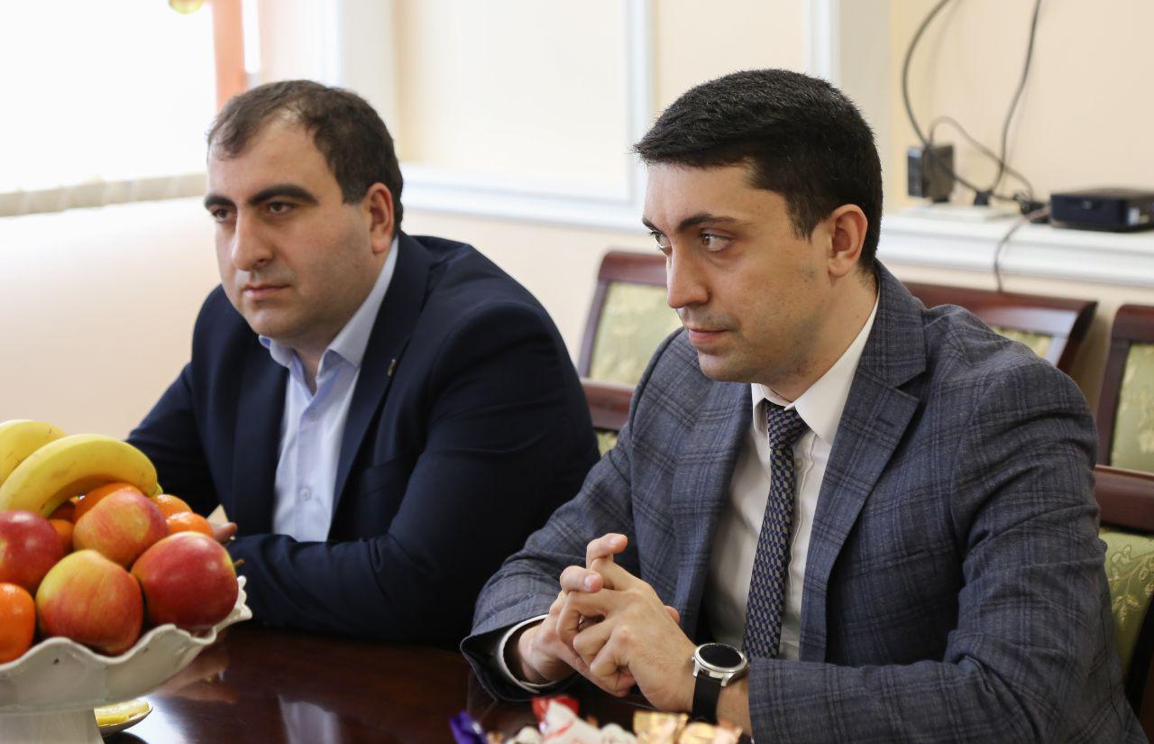 Встреча Министра по делам молодежи РД со студентами МК им.Башларова.