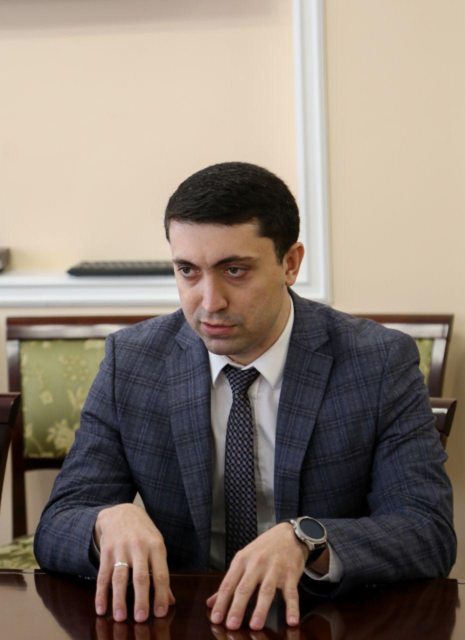 Рд со. Министр молодежи Дагестана. Министр по делам молодежи РД.