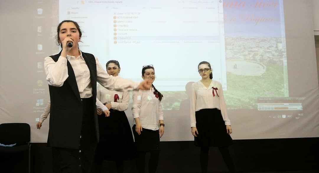 Студенты МК им. Башларова провели игру КВН