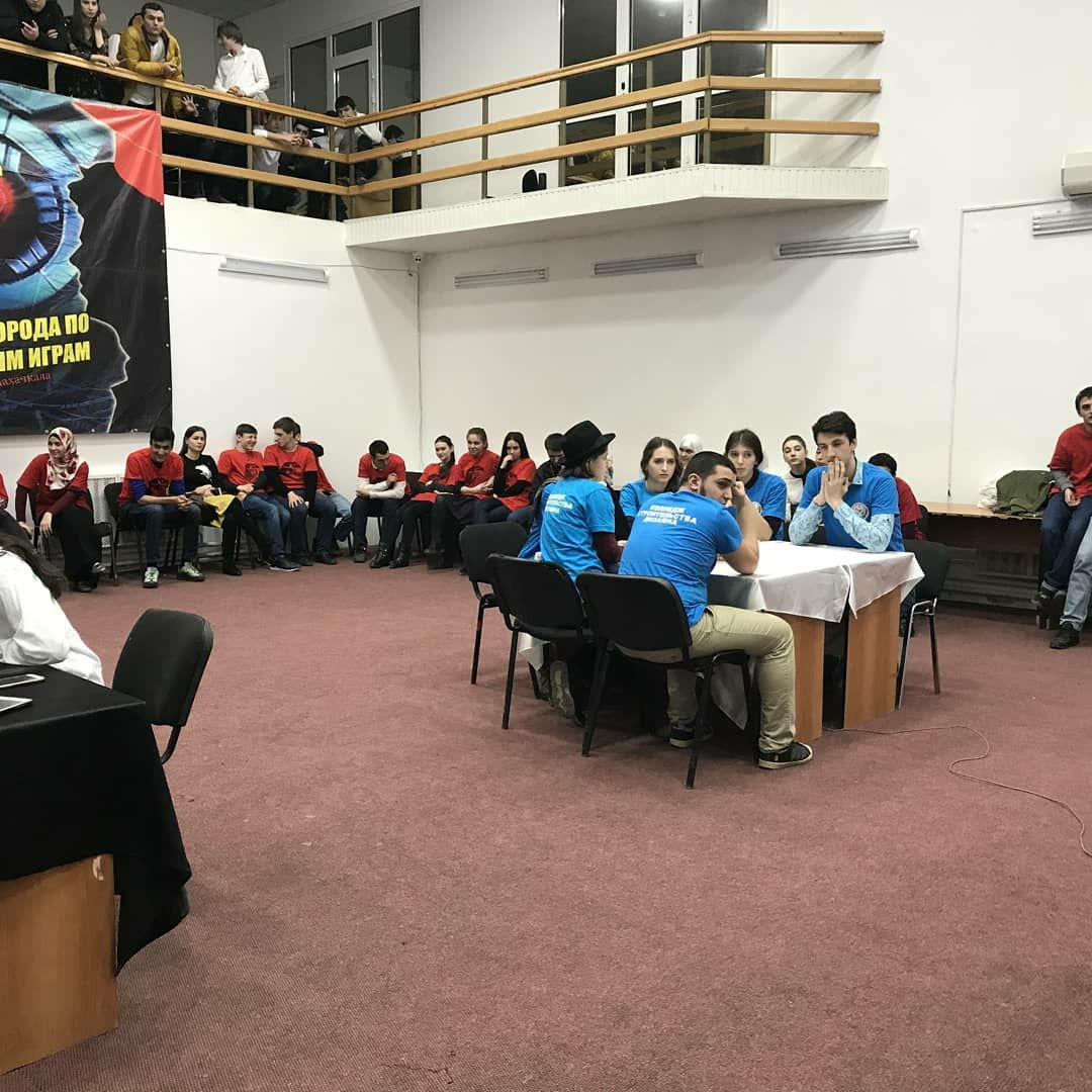 Команда МКиБ приняла участие в интеллектуальной игре "Брейн -ринг"