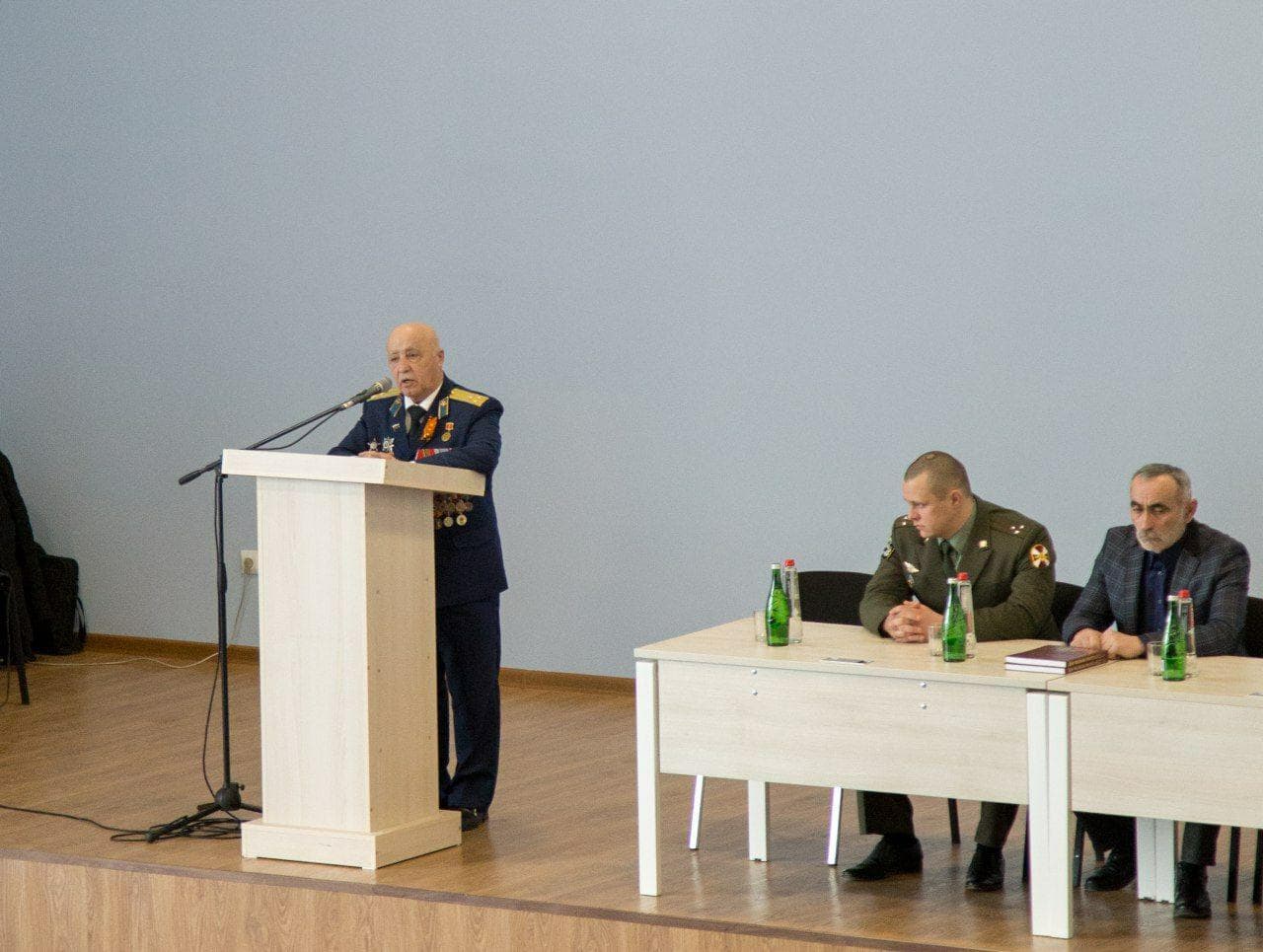 В Историческом парке "Россия - моя история" состоялось встреча трёх поколений