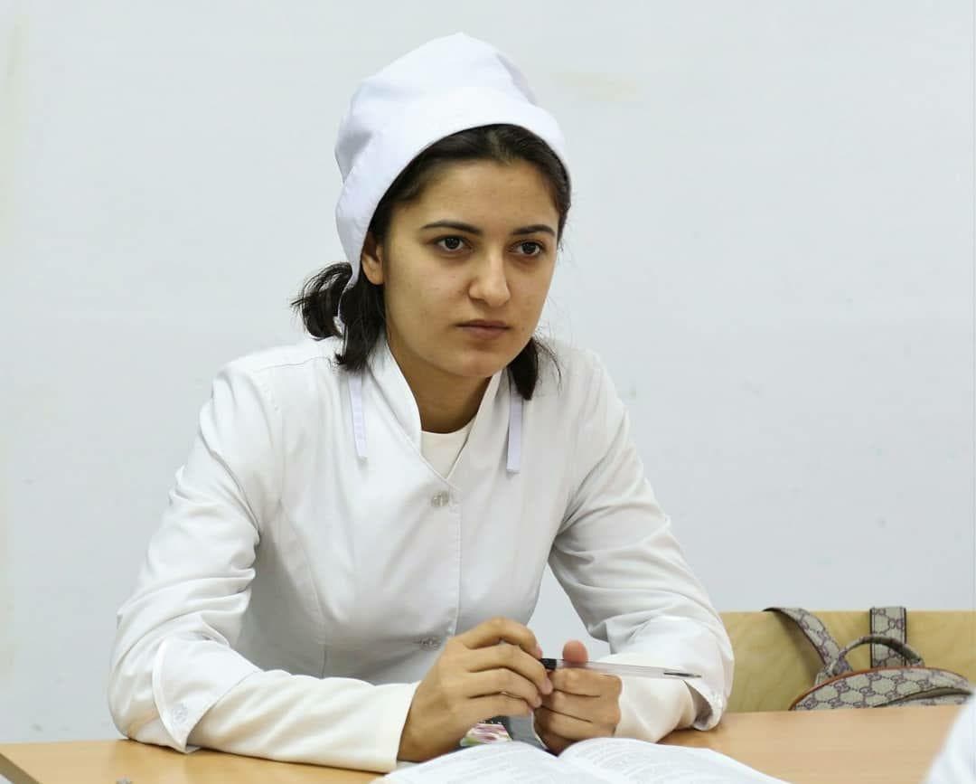 После праздничных выходных студенты МКиБ приступили к учебе