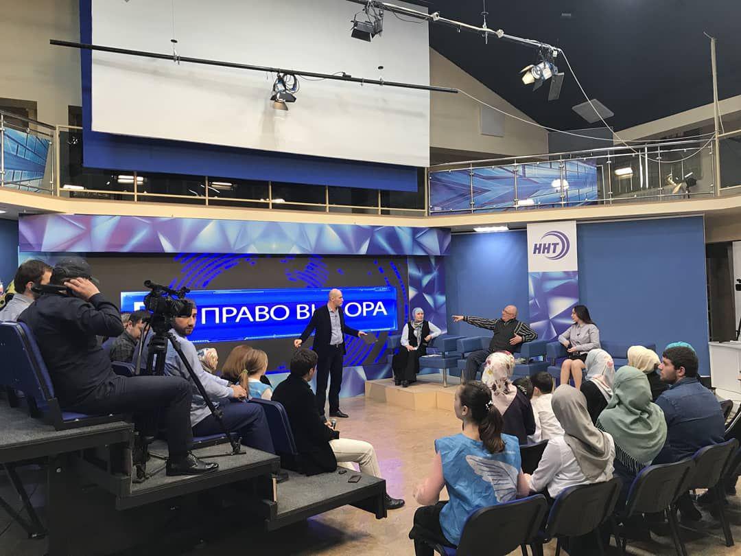 Студенты МК им. Башларова приняли участие в съёмках передачи "Право выбора"