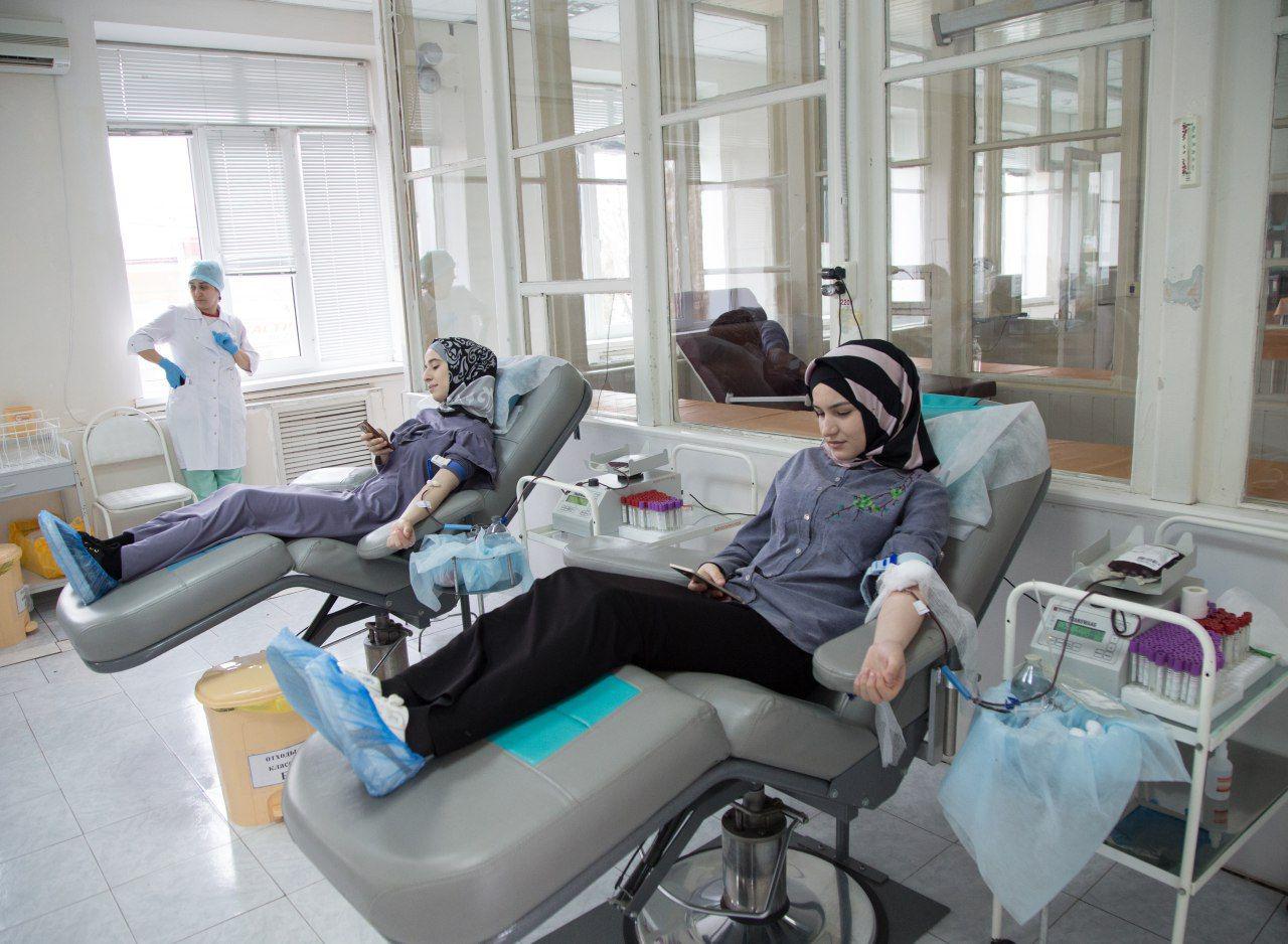 Студенты МК им. Башларова в очередной раз сдали кровь