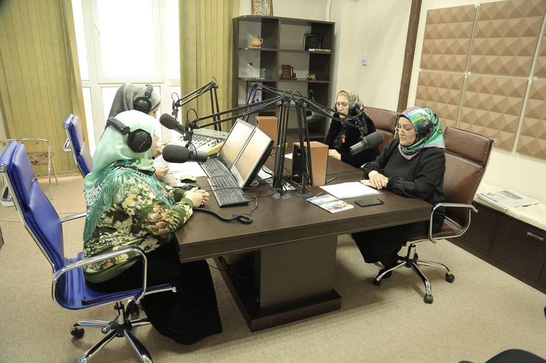 "Есть разговор"  в эфире радио "Ватан"