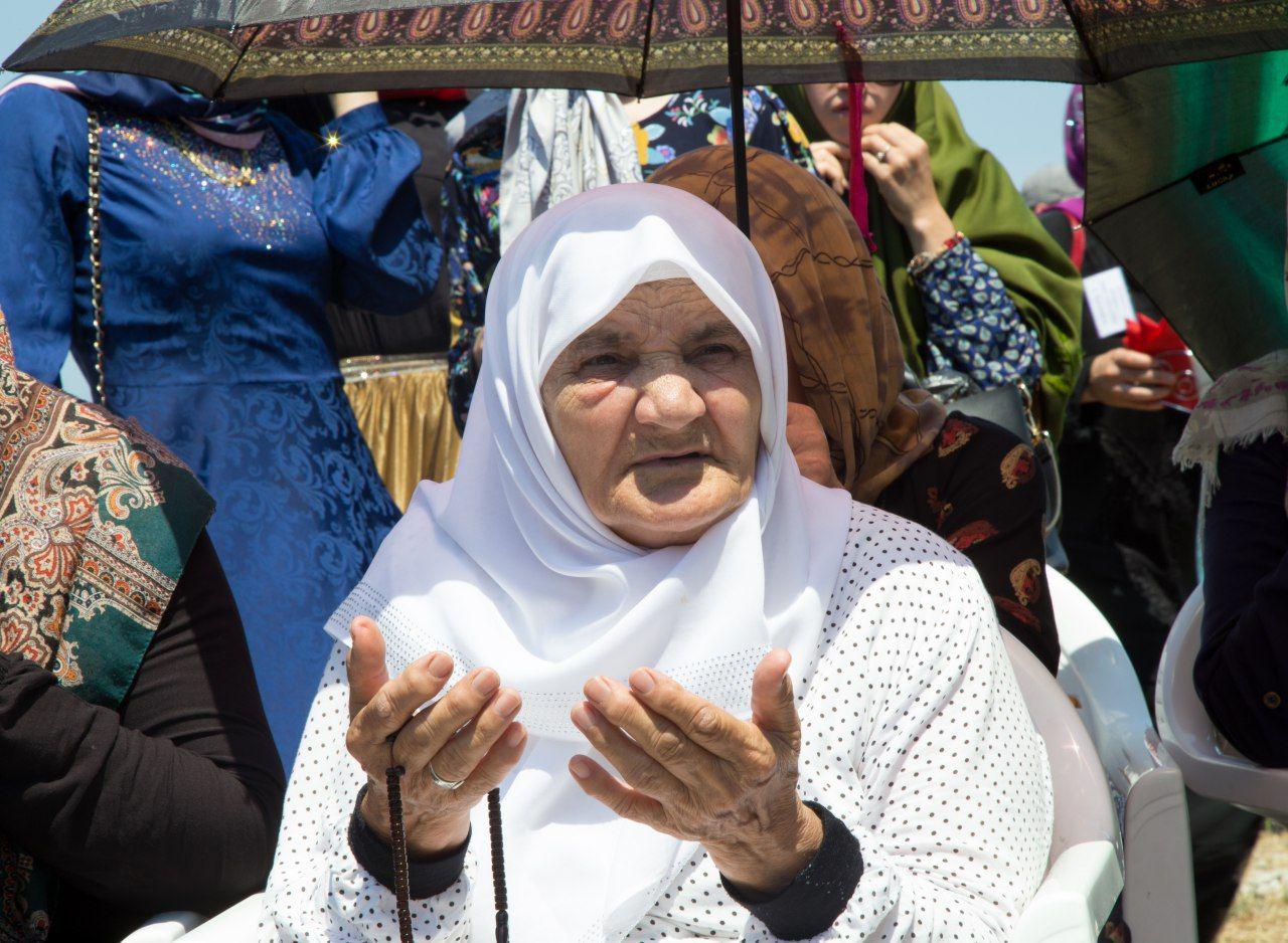 Республиканский женский форум "Женщина - символ мира и добра"