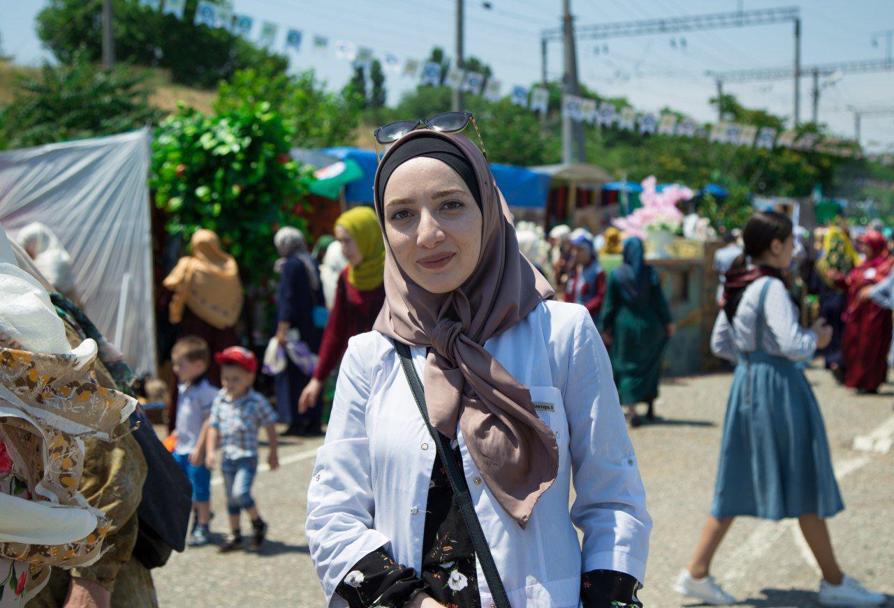 Республиканский женский форум "Женщина - символ мира и добра"