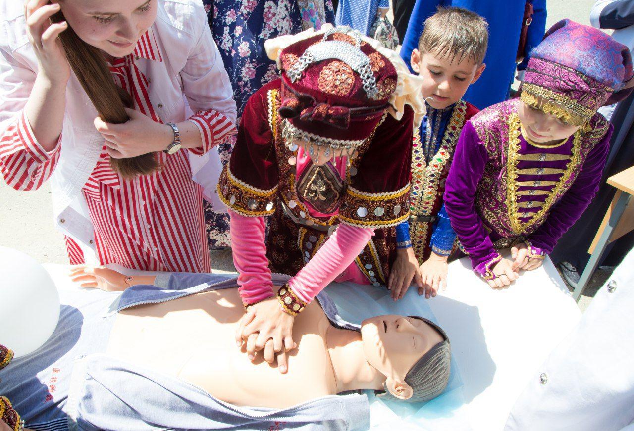 Республиканский женский форум "Женщина - символ мира и добра"