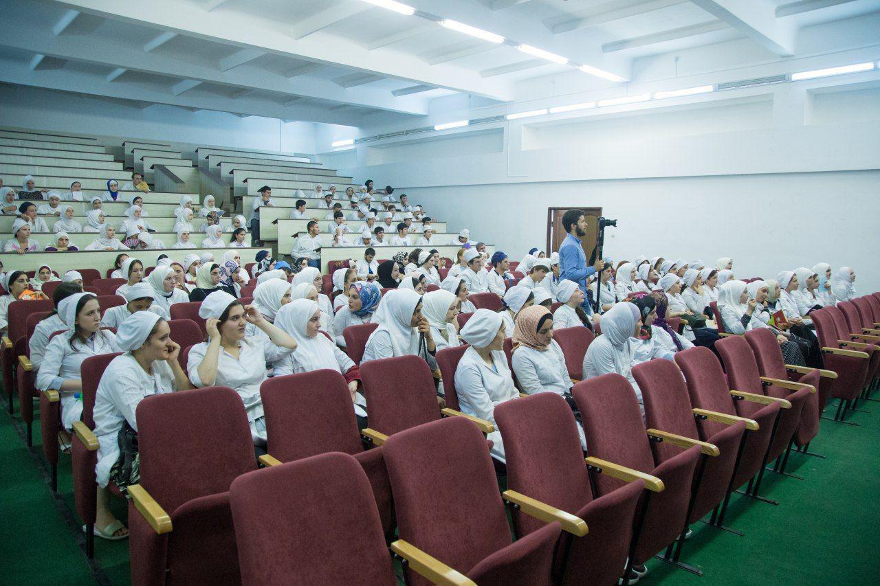 Просветительская лекция "Польза и вред социальных сетей"