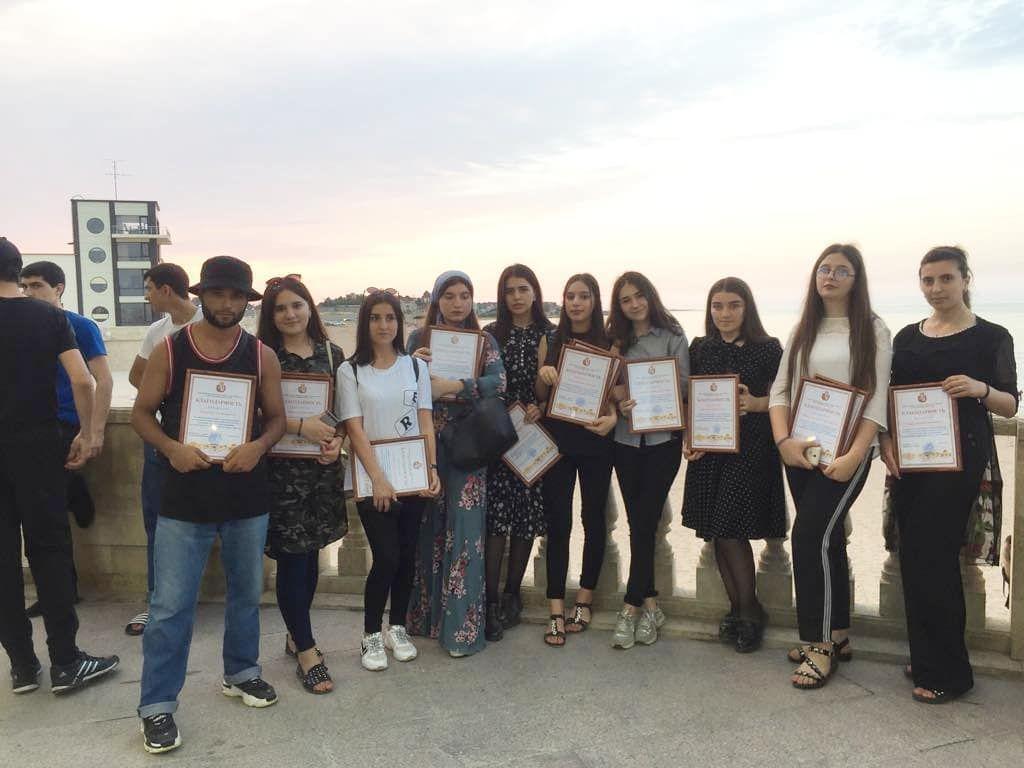 Студентов МКиБ наградили благодарственными письмами