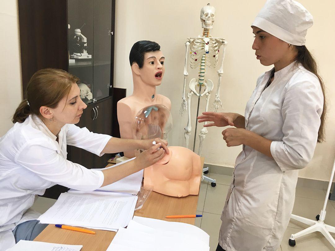 Студенты МКиБ успешно сдали летнюю сессию