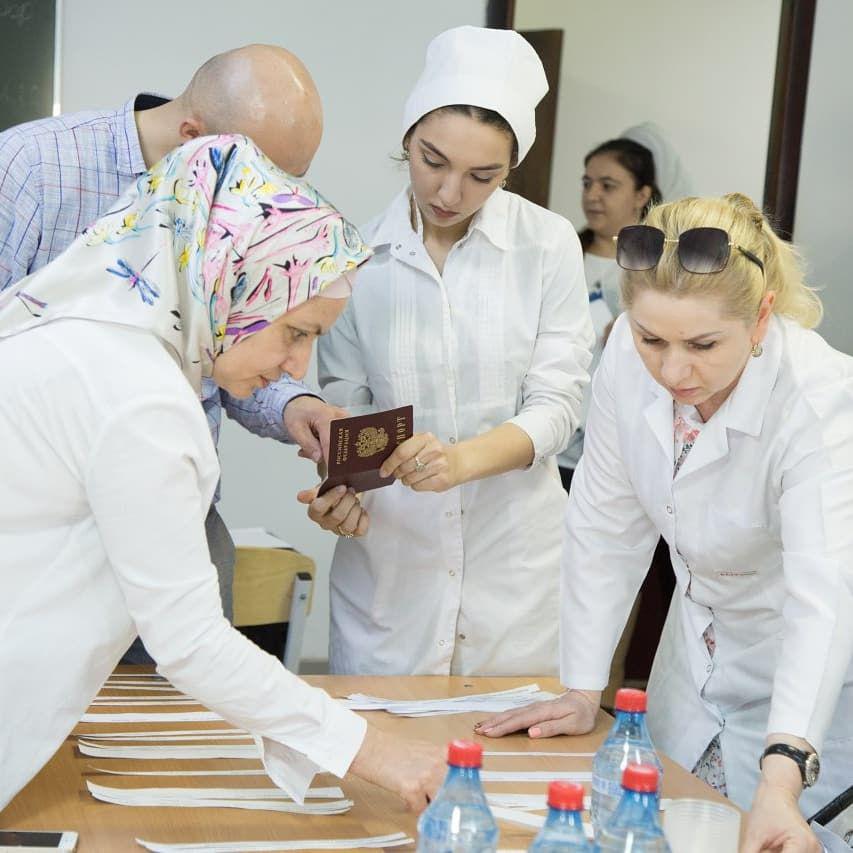 Выпускники МК им. Башларова проходят Государственную аккредитацию специалистов