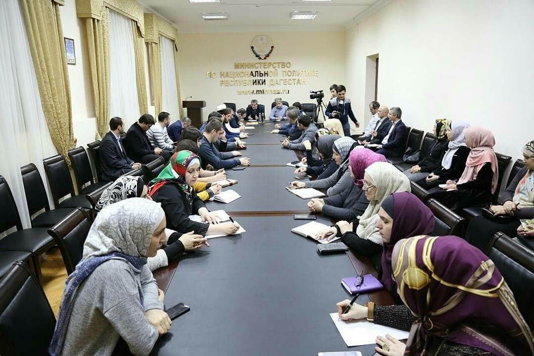  В Комитете по свободе совести, взаимодействию с религиозными организациями РД состоялось совещание