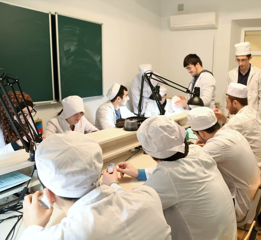 Тяжело в учении легко на практике.