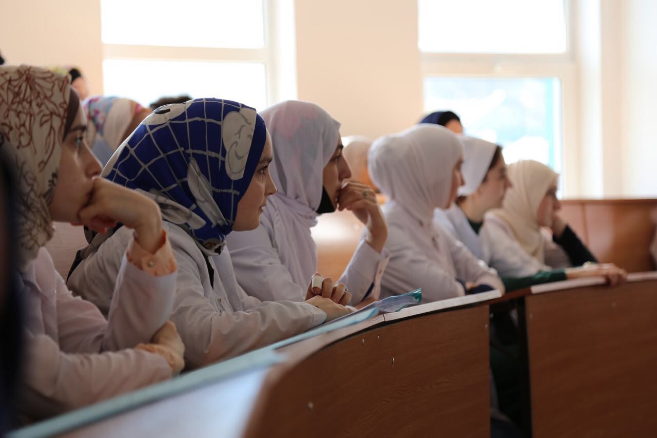 Без пяти минут медики отправляются на практику