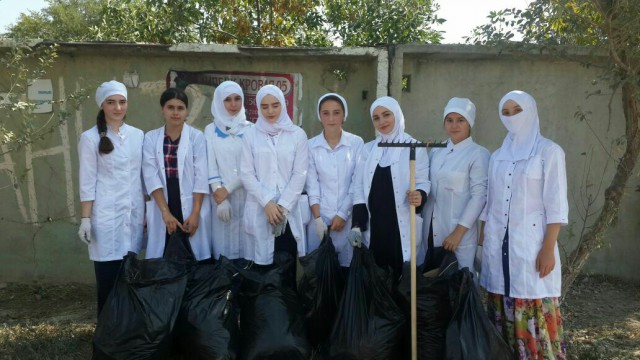 Башларовцы приняли участие в городском субботнике