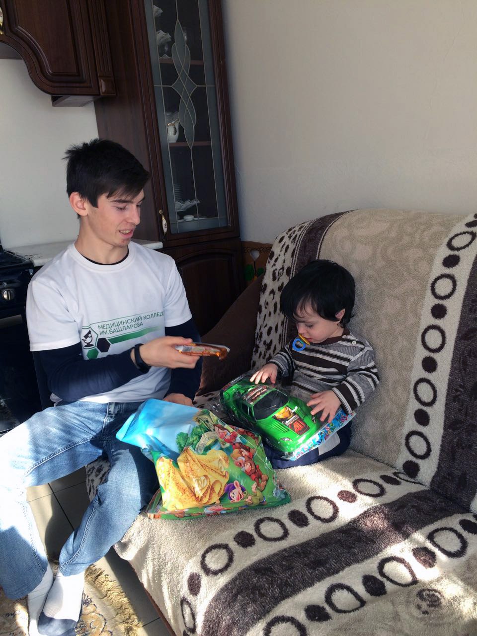 Визит волонтеров.