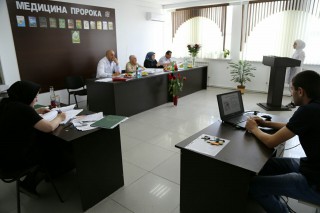 Ещё одна группа защитилась 