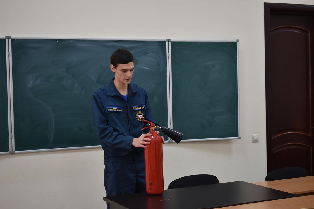 Инструктаж пожарной техники безопасности для преподавателей колледжа. Инструктаж пожарной техники безопасности для преподавателей колледжа.