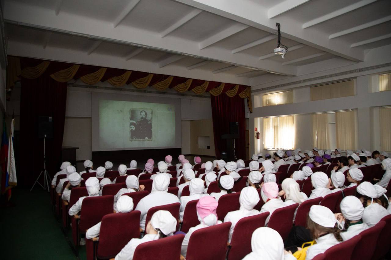 «История Имама Шамиля»