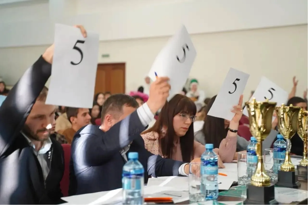 Клуб Веселых и Находчивых МКиБ