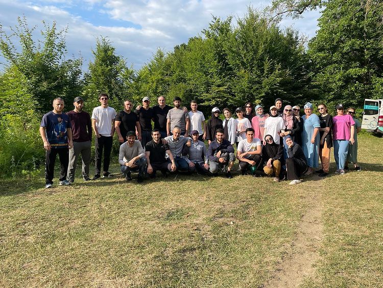 Коллективный отдых на природе