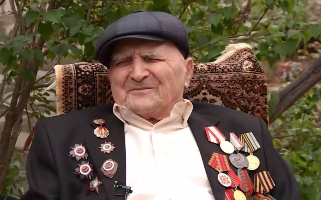 КОМАНДА ПРОЕКТА «ВОСПОМИНАНИЯ СОЛДАТА ПОБЕДЫ» ПОБЫВАЛА В ГОСТЯХ У ВЕТЕРАНА Магомеда Кудаева