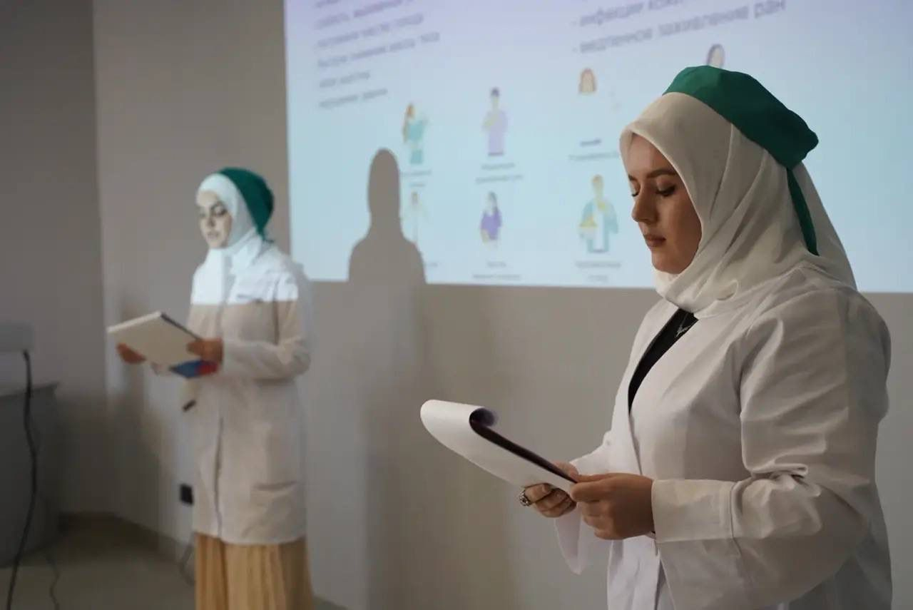 Круглый стол ко Всемирному дню борьбы с сахарным диабетом в МК им. Башларова