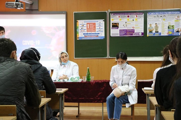 Мастер класс по СЛР в ДГТУ.